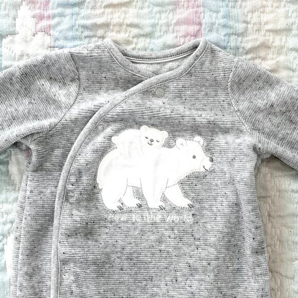 Polar Bear Gray Bodysuit  2-3 Months Boys & Girls - Picture 3 of 10
